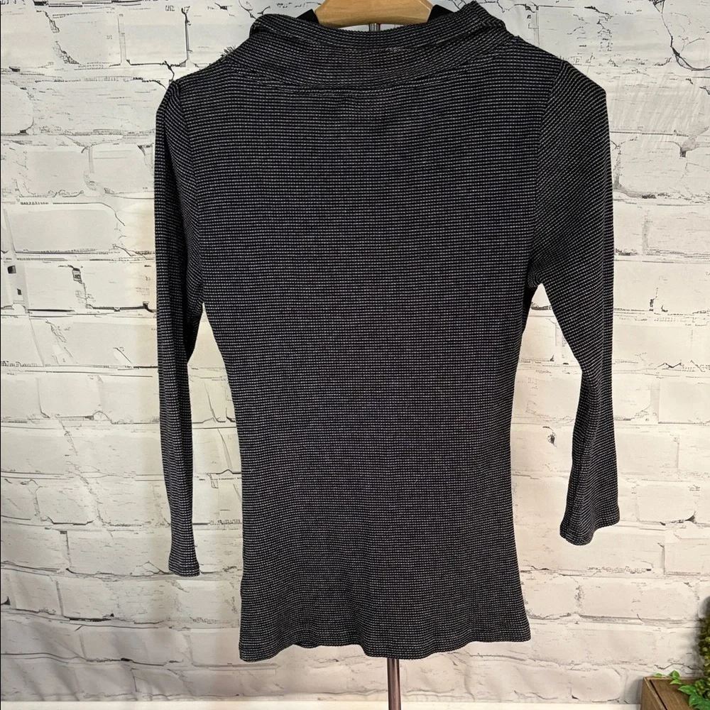 Deletta (Anthropologie) Ophelia Wafffle Charcoal 3-4‎ Sleeve Top Lace Ruffle